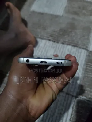 Samsung Galaxy S6 edge 32 GB Silver