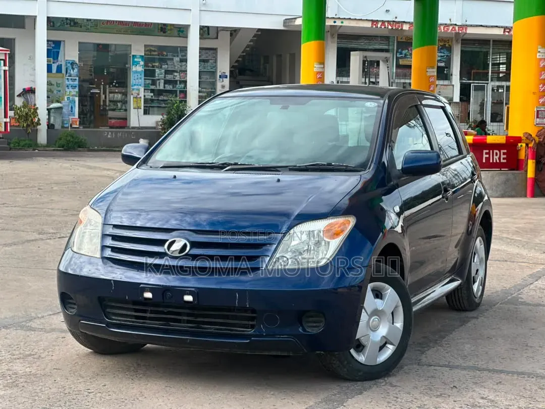 Toyota IST 2006 Blue