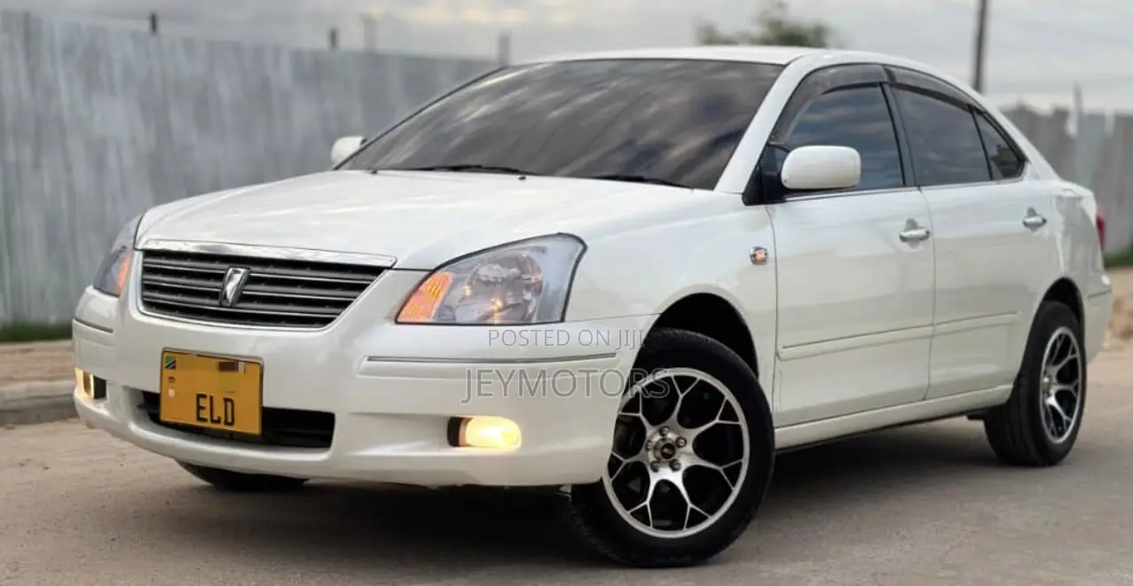 Toyota Premio 2005 White