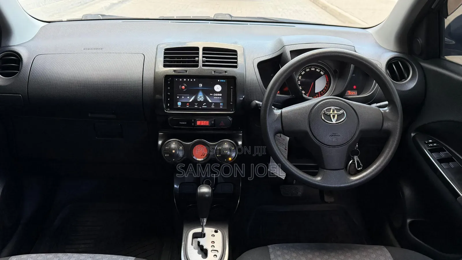 Toyota IST 2007 Silver