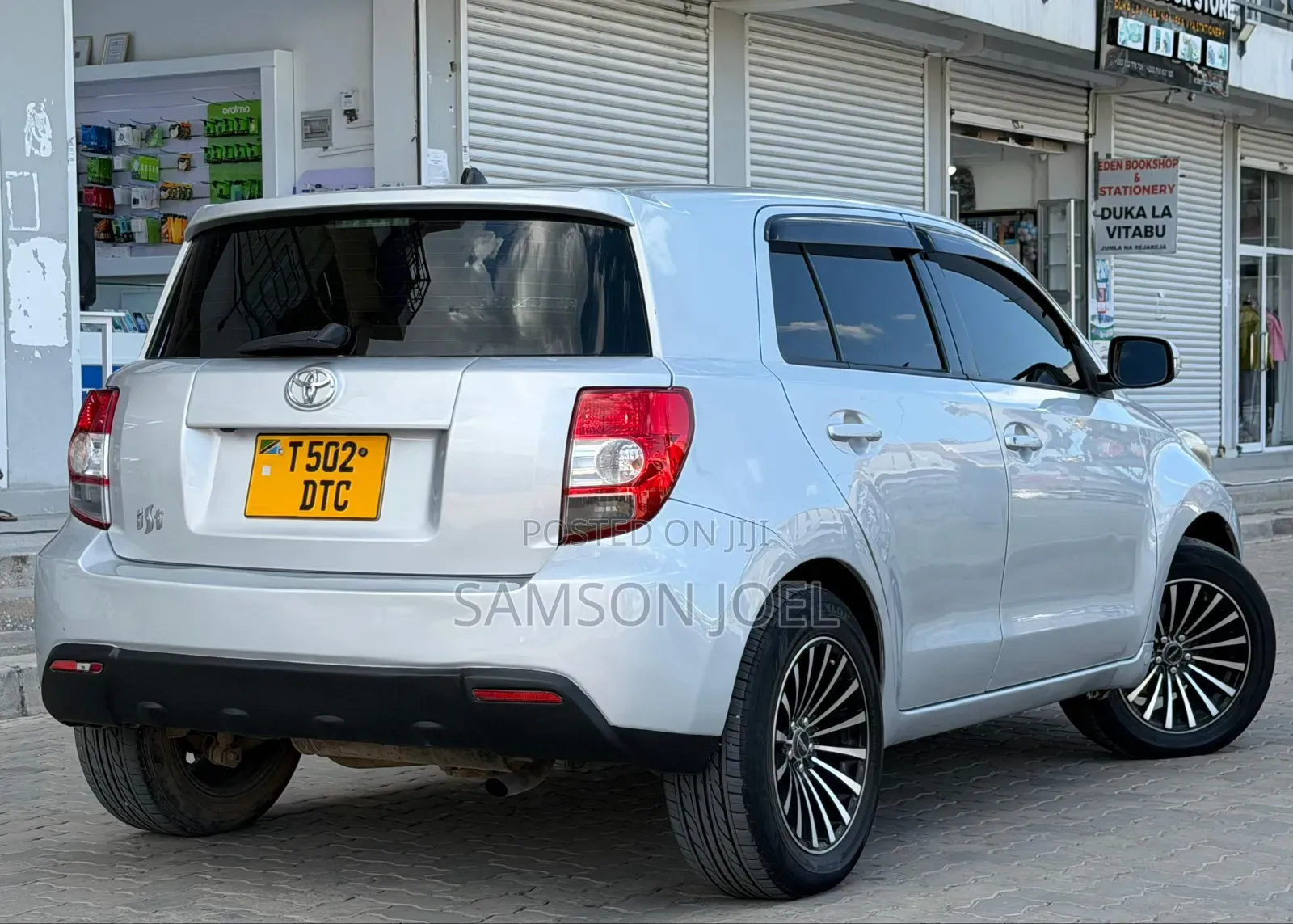 Toyota IST 2007 Silver