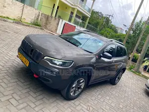 Jeep Cherokee 2015 Gray