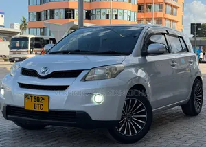 Toyota IST 2007