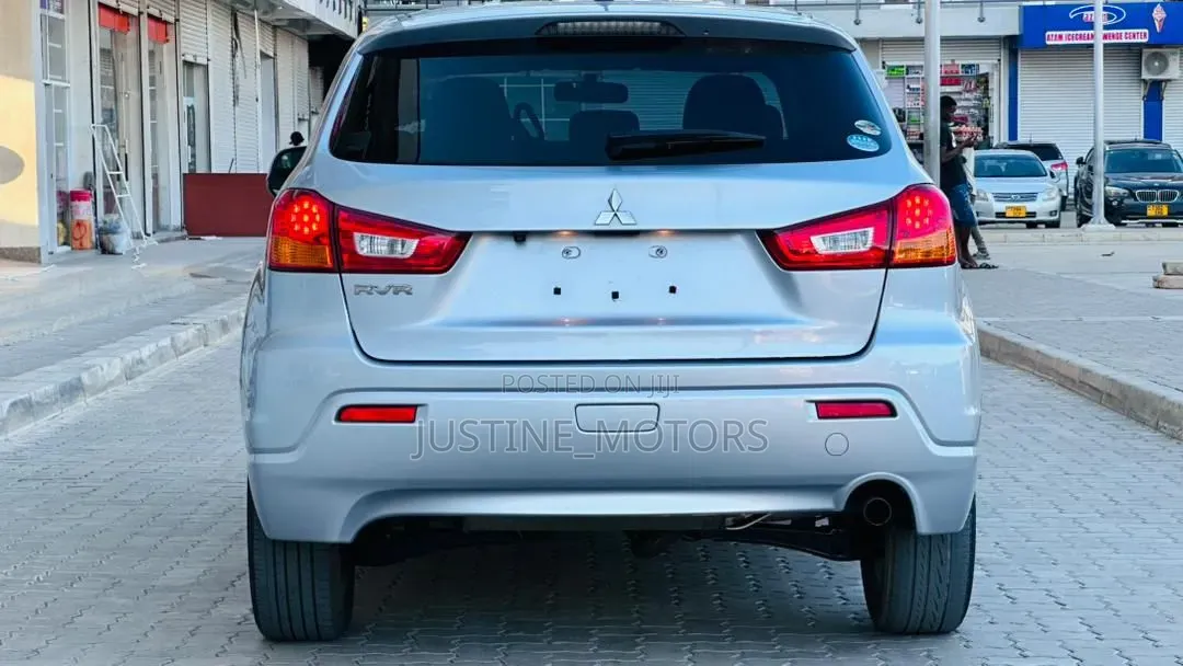 Mitsubishi RVR 2.0 2011 Silver