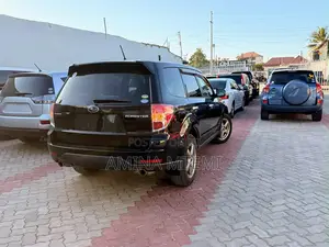 Subaru Forester 2.5X Premium 2011 Black