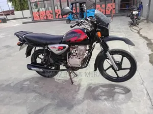 Bajaj Boxer X125 2025 Black