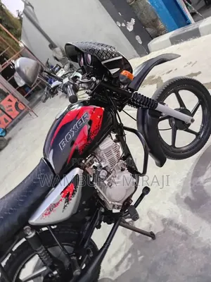 Bajaj Boxer X125 2025 Black
