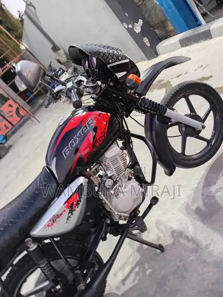 Bajaj Boxer X125 2025 Black