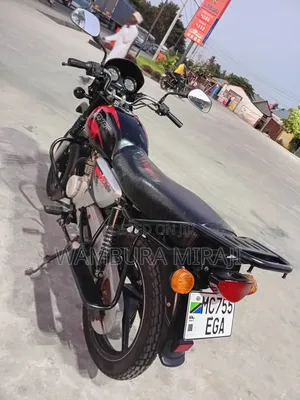 Bajaj Boxer X125 2025 Black