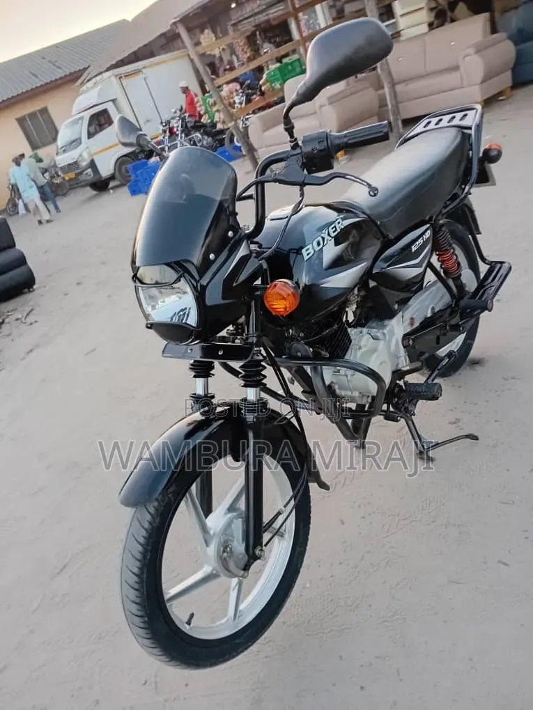 Bajaj Boxer 125 2025 Black