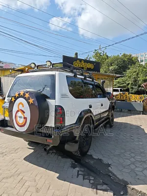 Toyota Land Cruiser Prado 1999 White