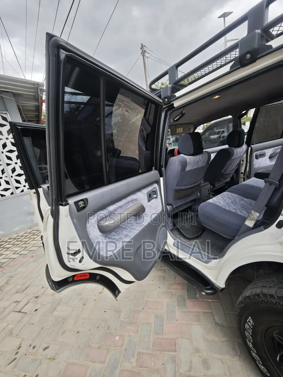 Toyota Land Cruiser Prado 1999 White