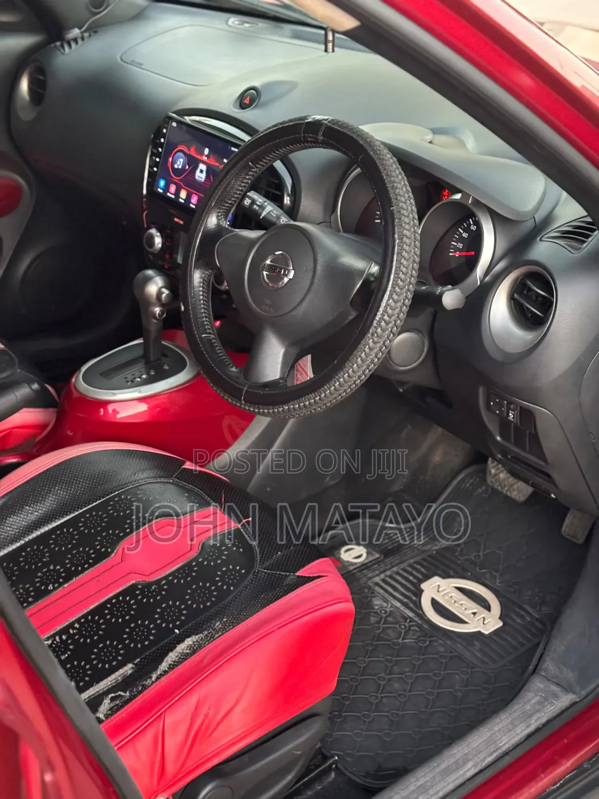 Nissan Juke 2011 Maroon