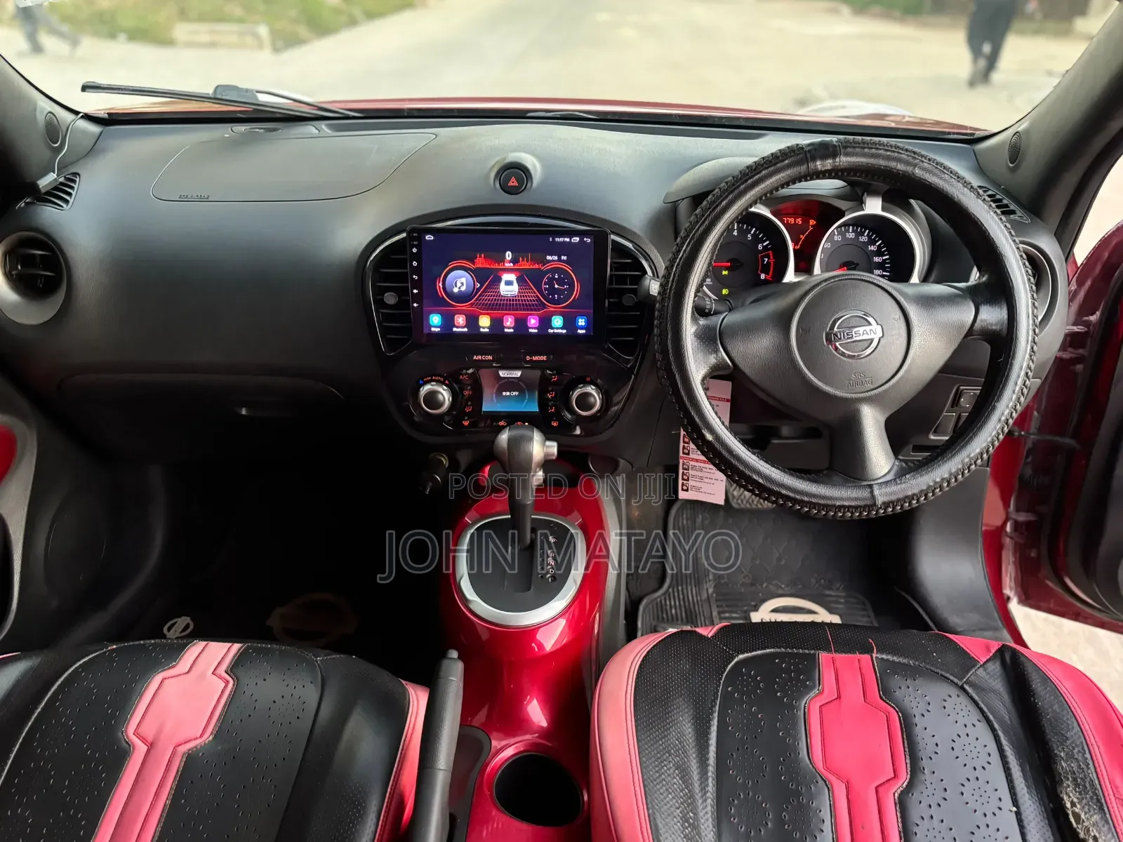 Nissan Juke 2011 Maroon