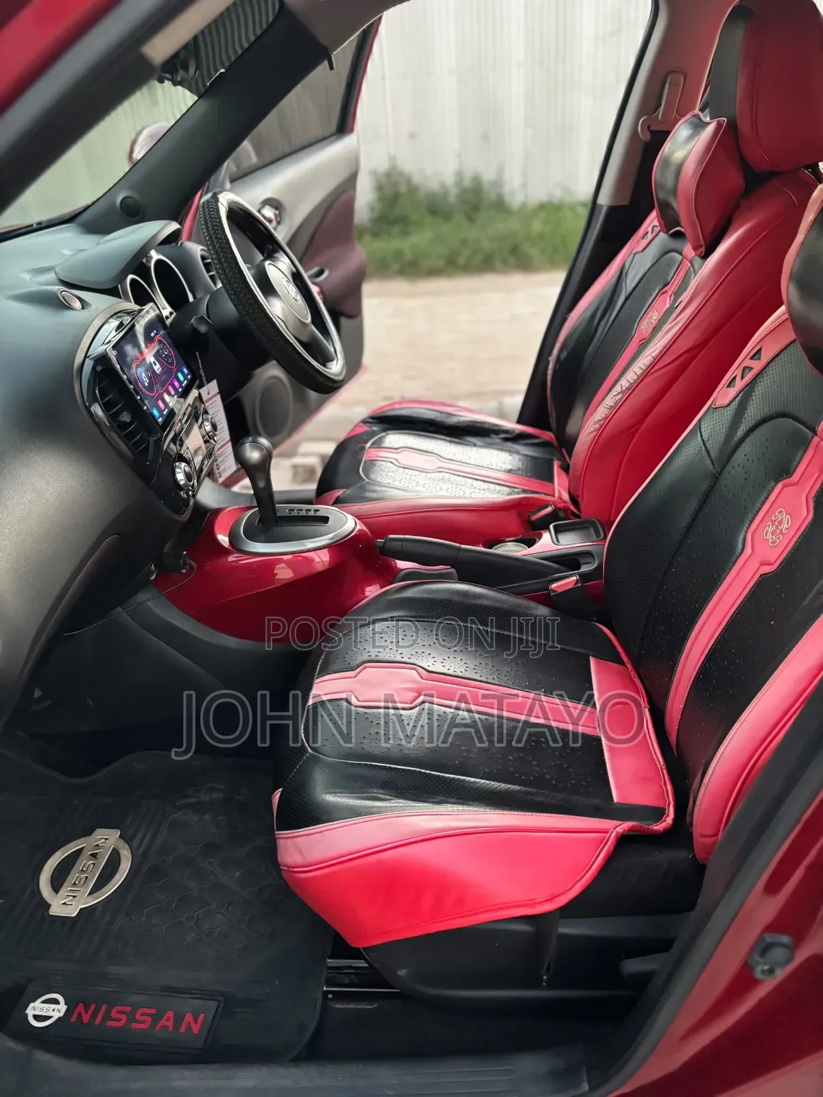 Nissan Juke 2011 Maroon
