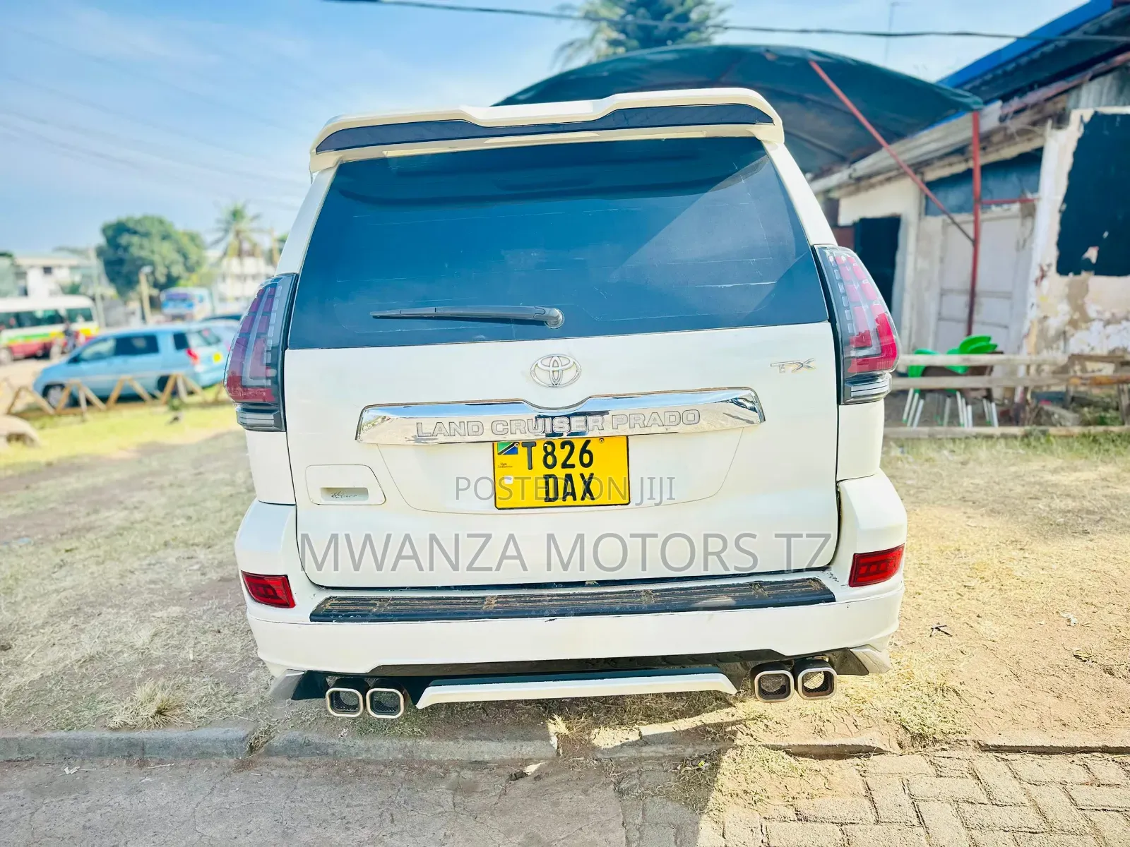 Toyota Land Cruiser Prado 2005 White