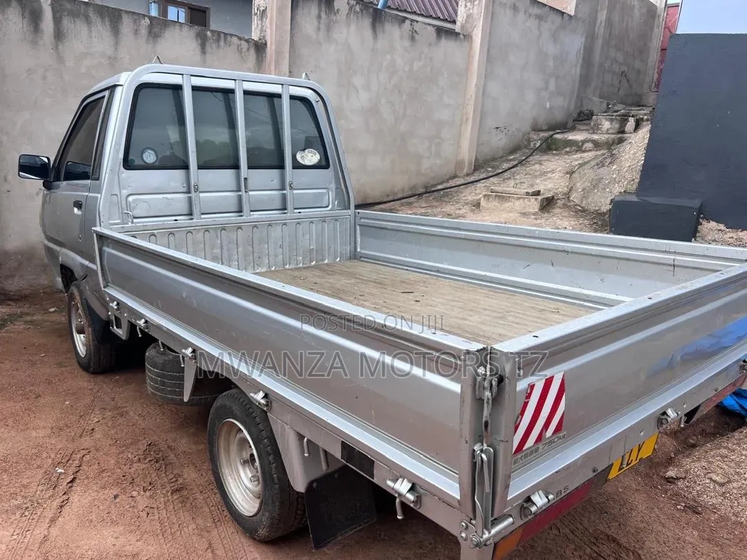 Toyota TownAce 2008 Silver