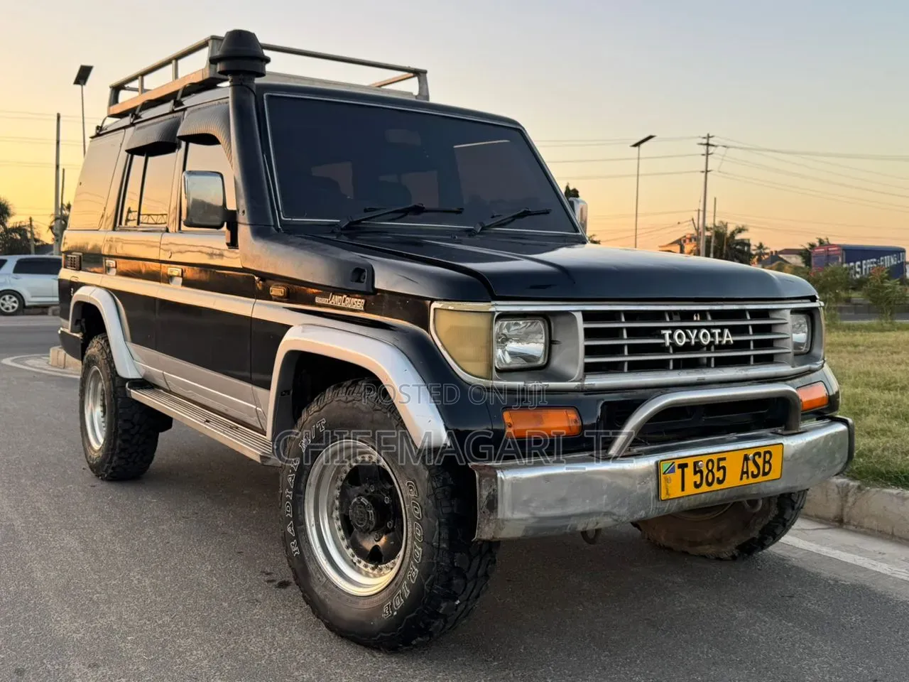 Toyota Land Cruiser Prado 1992 Black