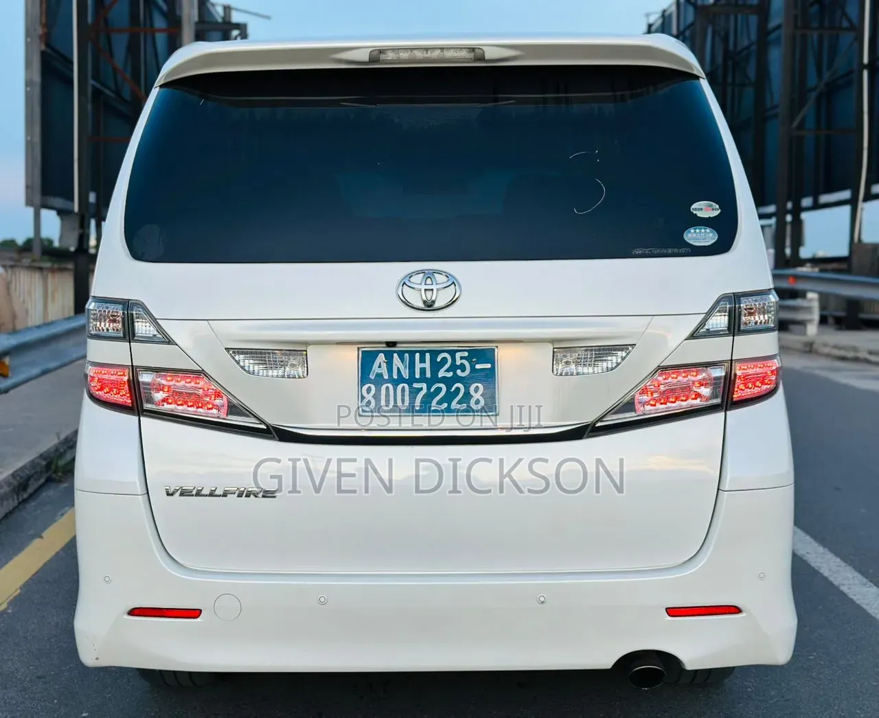 Toyota Alphard 2010 White