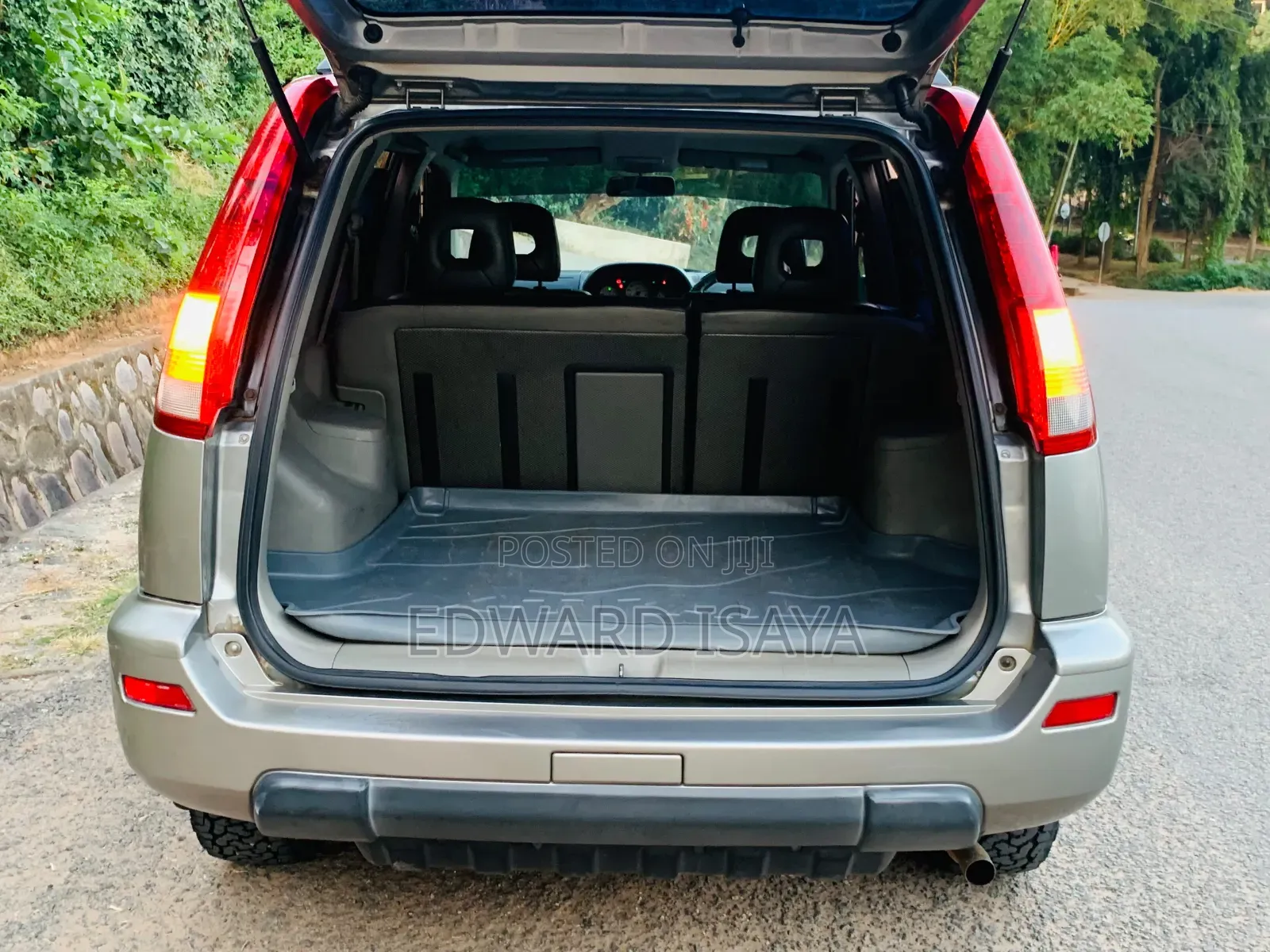 Nissan X-Trail 2001 Gray