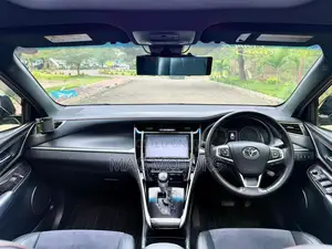 Toyota Harrier 2017 Blue