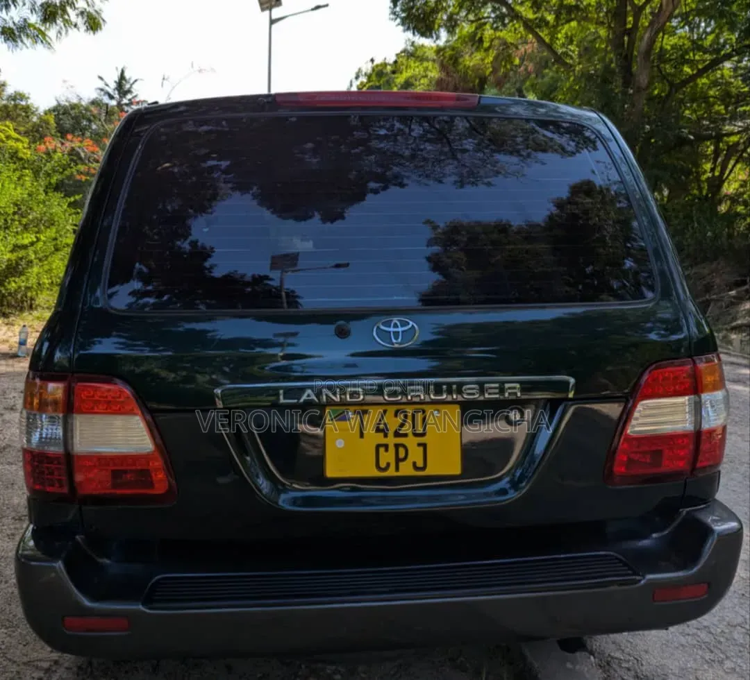 Toyota Land Cruiser 2003