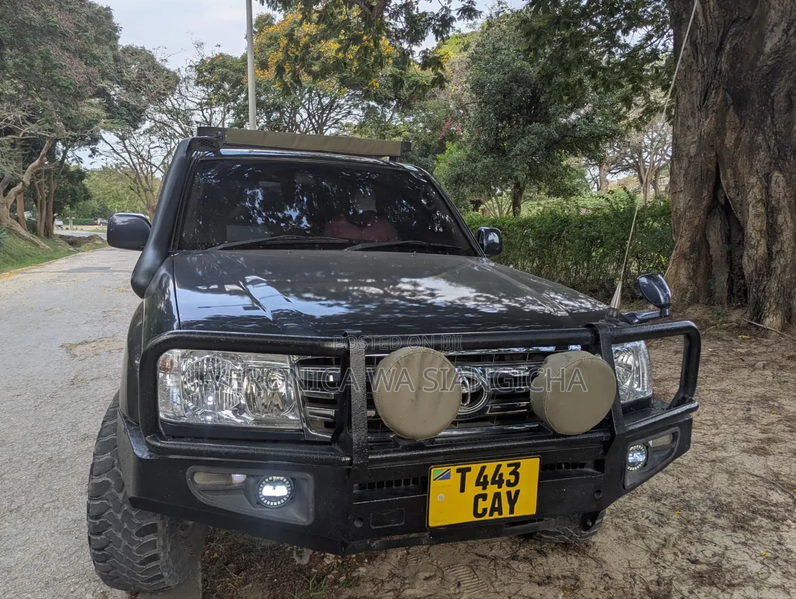 Toyota Land Cruiser 2004