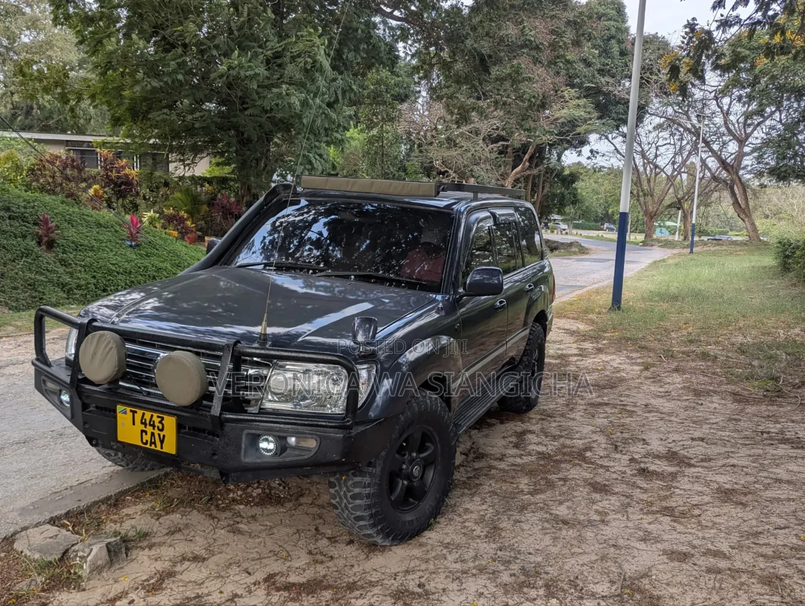 Toyota Land Cruiser 2004