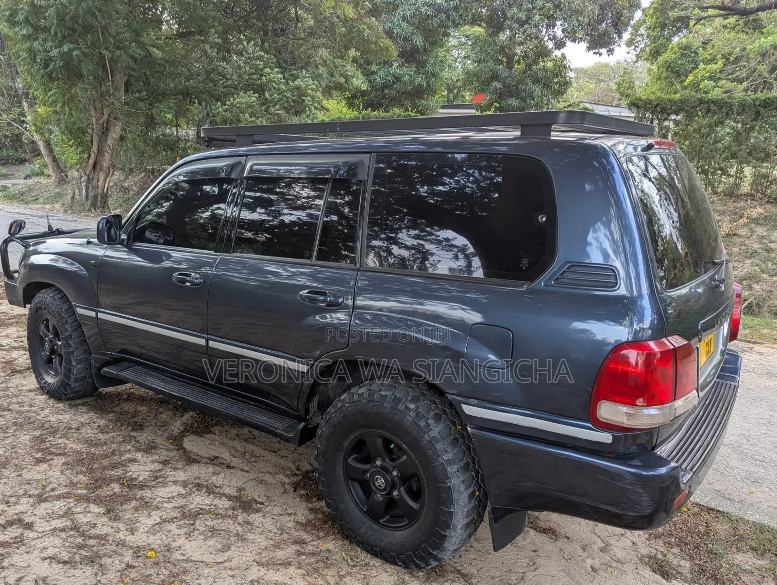 Toyota Land Cruiser 2004