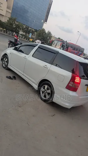 Toyota Wish 2004 White