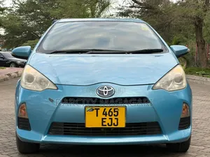 Toyota Aqua 2013 Blue