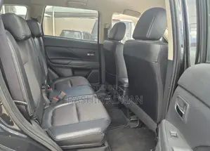 Mitsubishi Outlander 2.0 PHEV AWD 2014 Matt Black