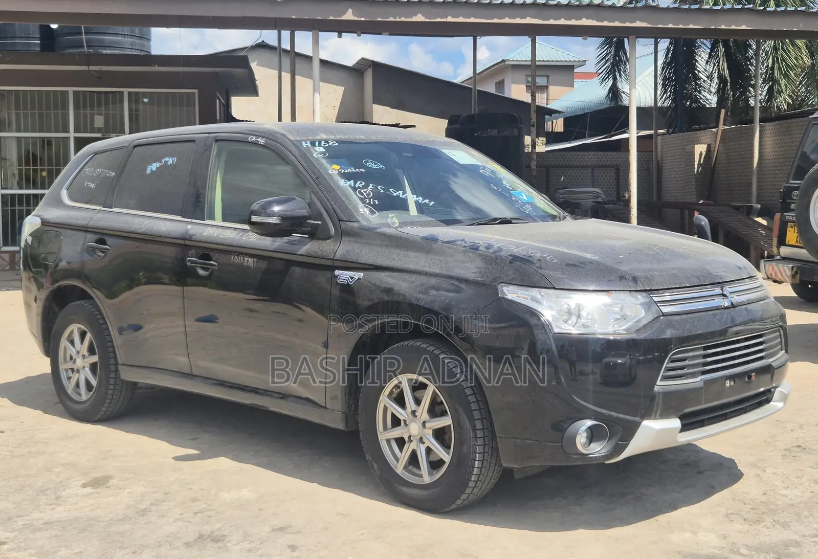 Mitsubishi Outlander 2.0 PHEV AWD 2014 Matt Black