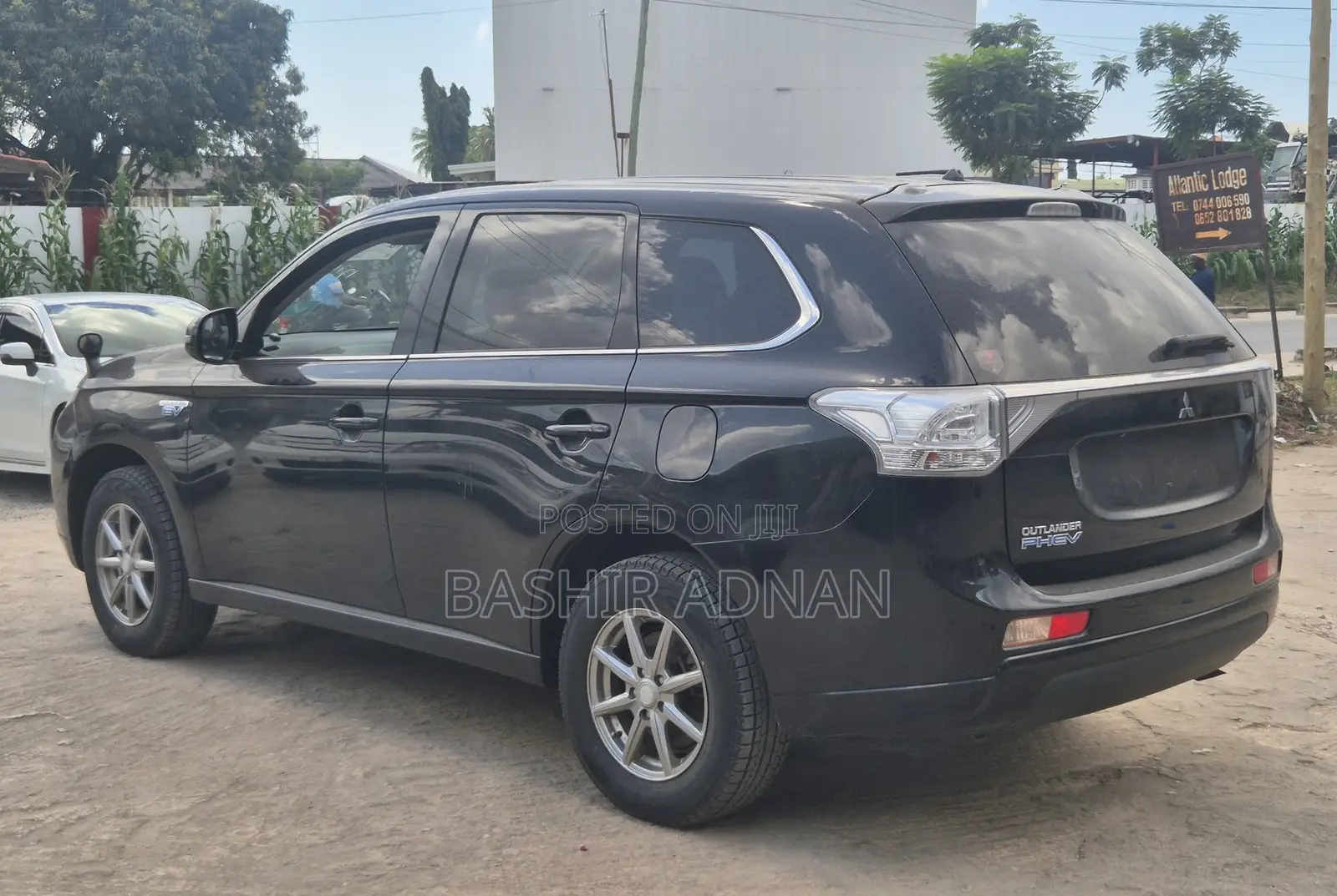 Mitsubishi Outlander 2.0 PHEV AWD 2014 Matt Black