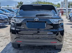 Toyota Harrier 2017 Black