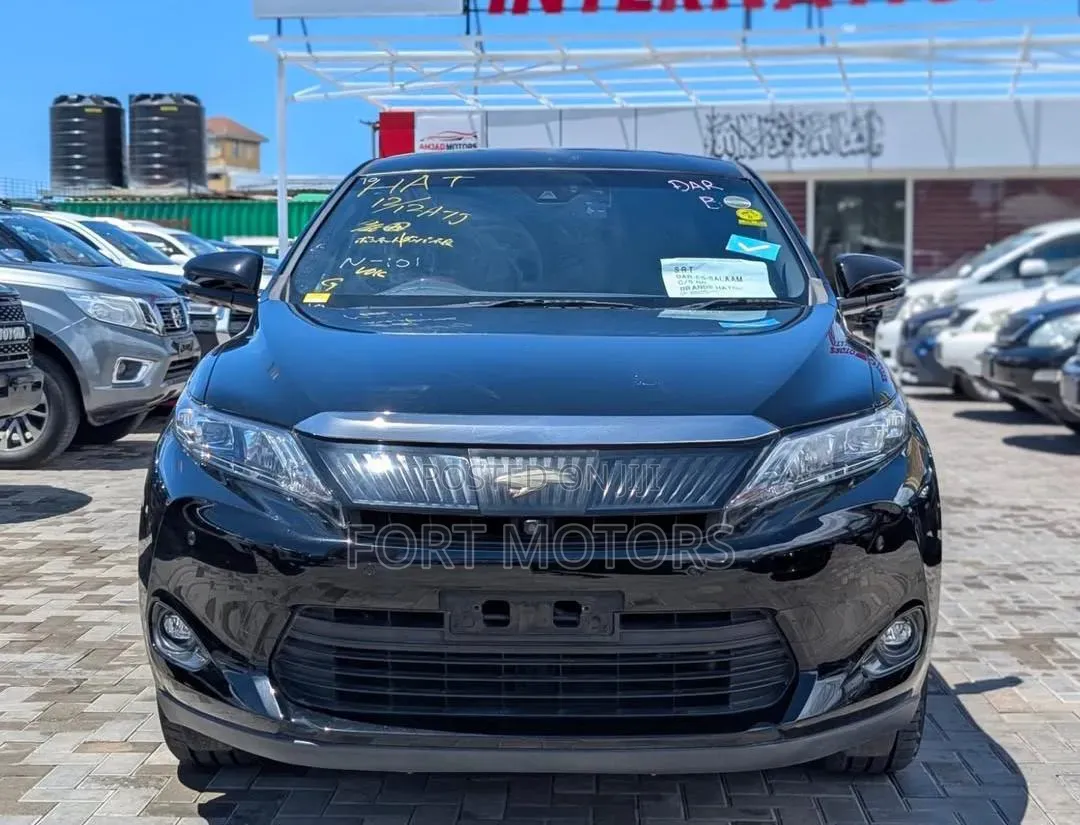 Toyota Harrier 2017 Black