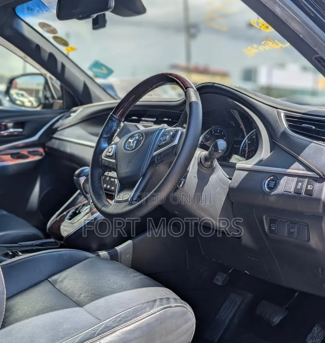 Toyota Harrier 2017 Black