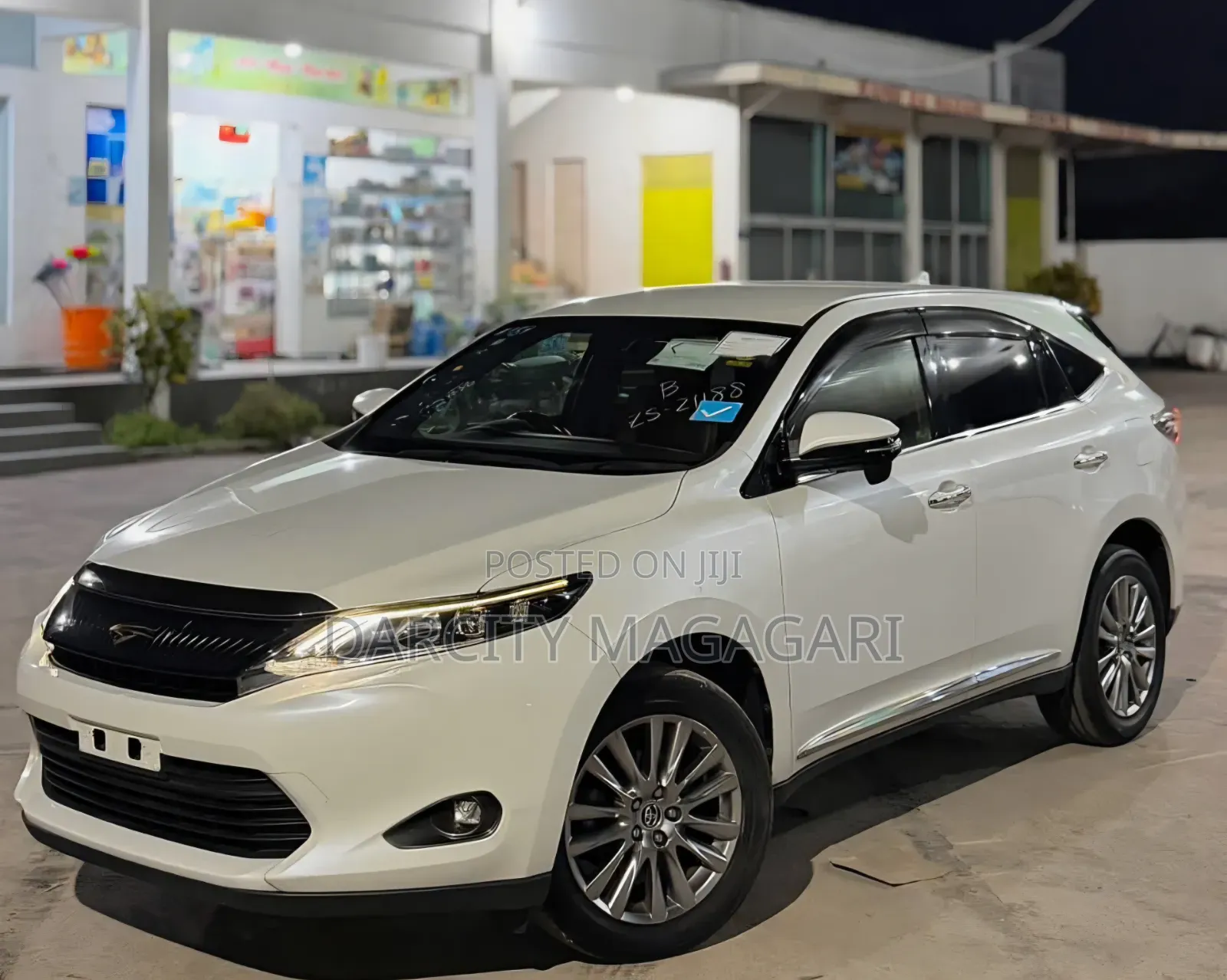 Toyota Harrier 2016 White