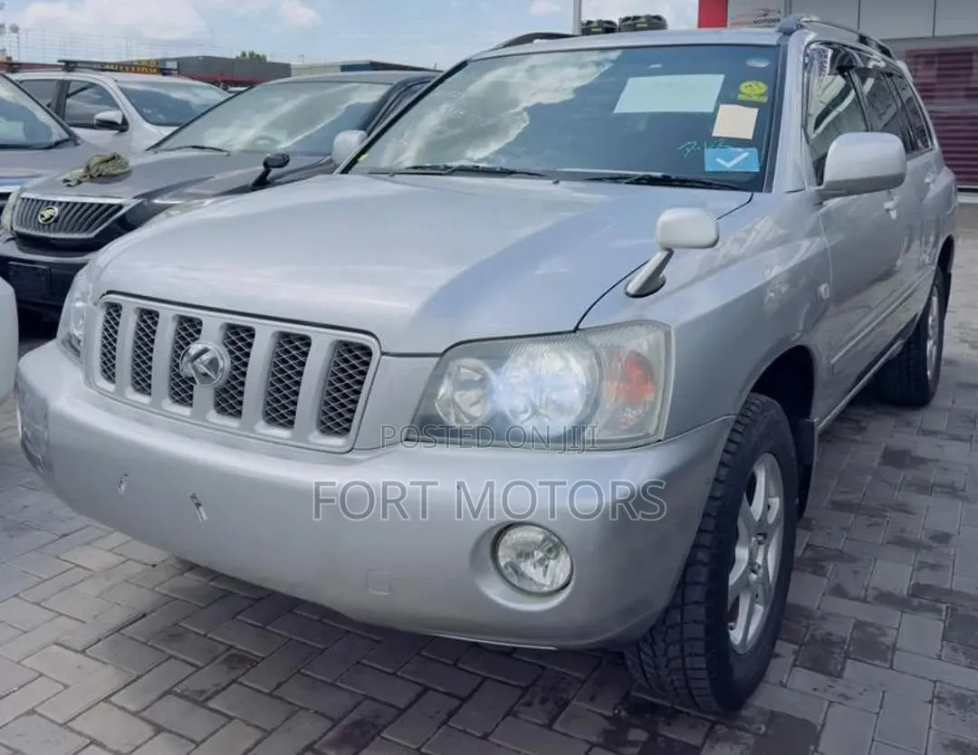 Toyota Kluger 2001 Silver
