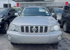 Toyota Kluger 2001 Silver