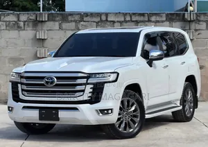 Toyota Land Cruiser 2024 White