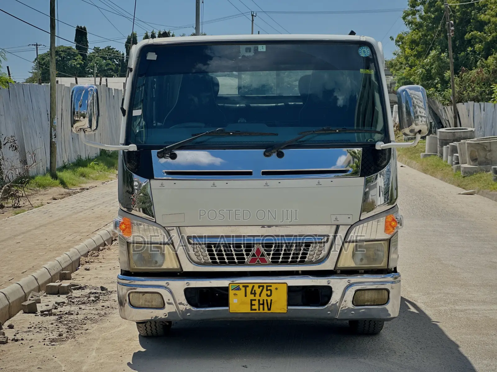 Mitsubishi Canter