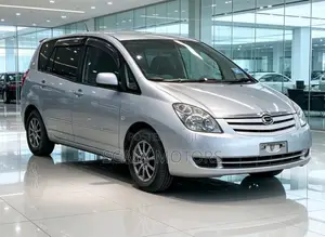 Toyota Corolla Spacio 2004 Silver