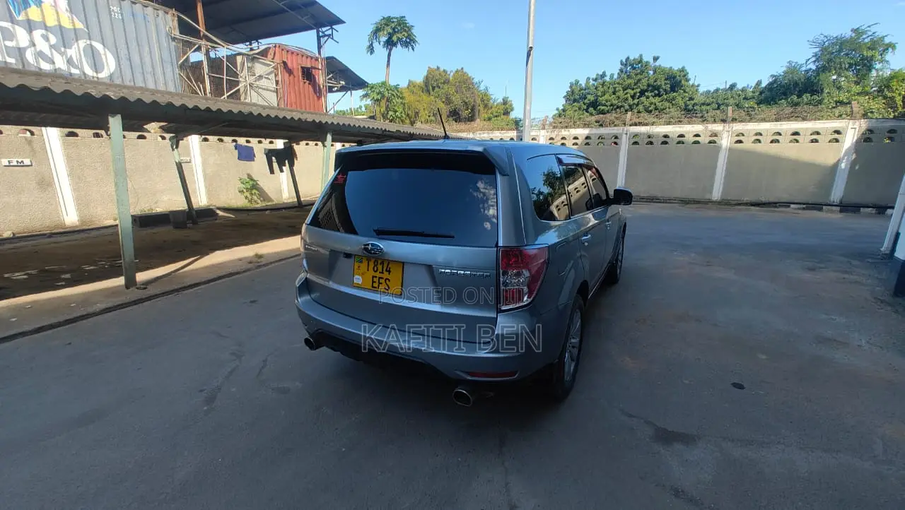 Subaru Forester 2009 Gray