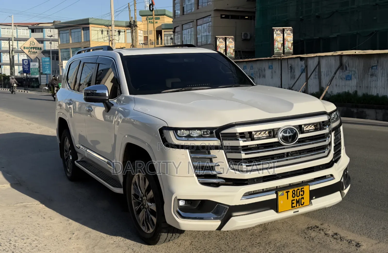 Toyota Land Cruiser 2024 White