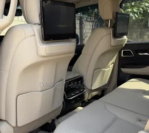 Toyota Land Cruiser 2024 White