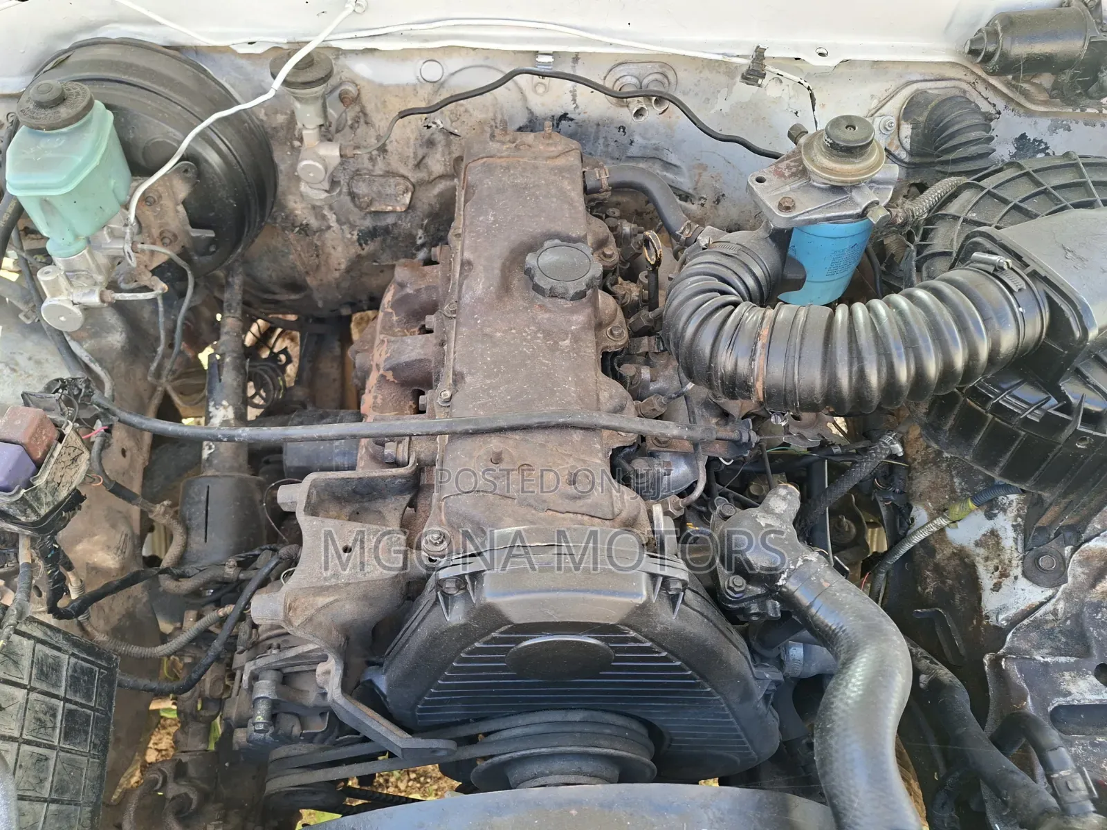 Toyota Hilux 1995 Off white
