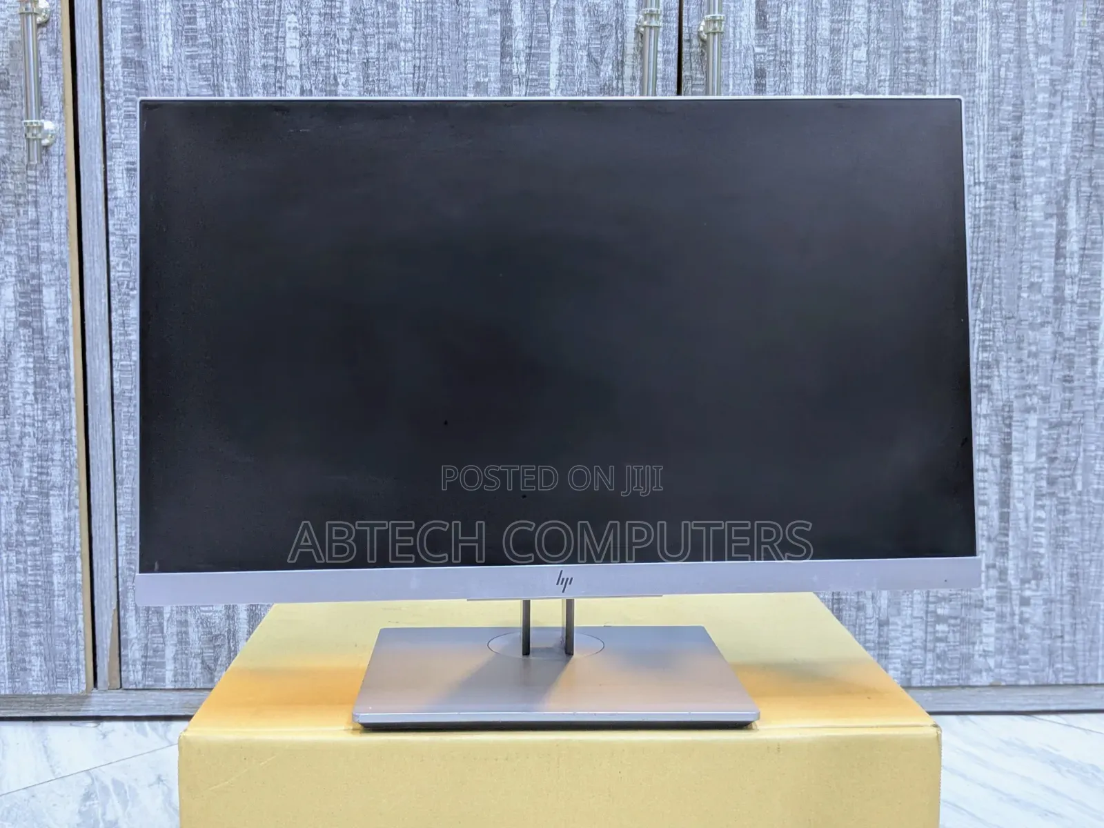 Hp Frameless Monitor 24 Inches (E243)