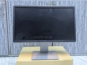 Dell Monitor 22 Inches P082250