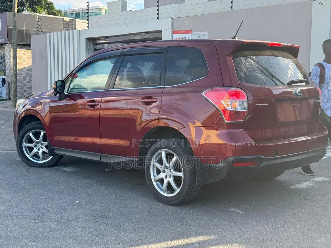 Subaru Forester 2014 Red